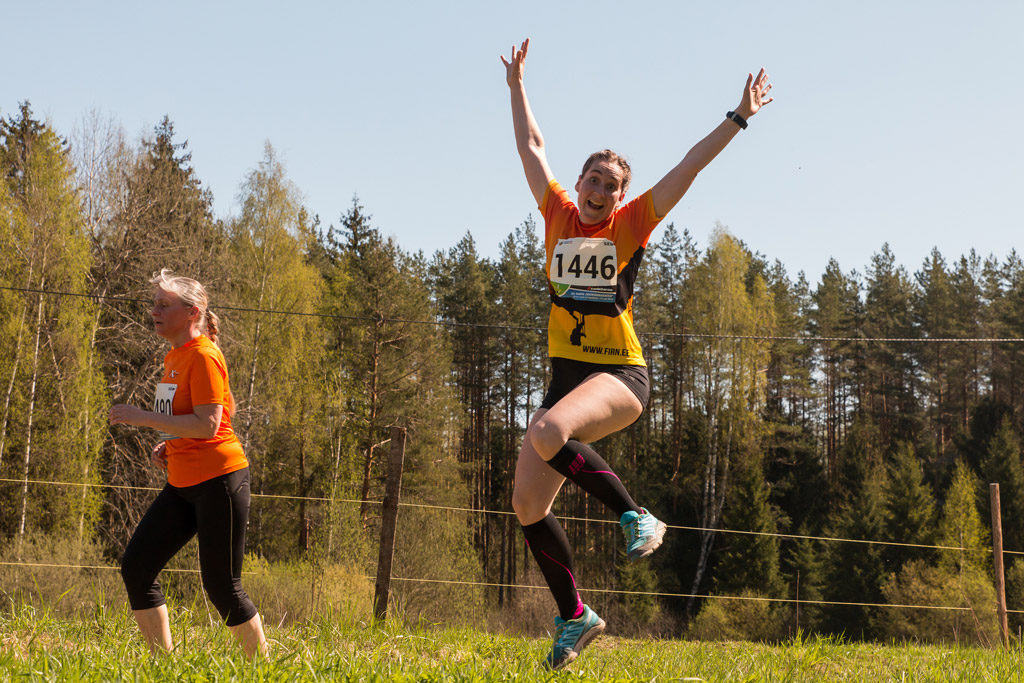 Peamine on oma tegevusi nautida, nii nagu teeb seda vallatu neiu Tartu Jooksumaratonil! Foto Kaimo Puniste